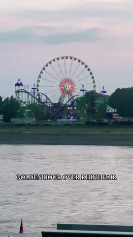 The Showman Signs recently visited The Rhine Funfair (Kermis)! 🇩🇪🎢🎡🎠 And what a trip it was! Stay tuned… 