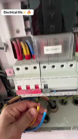 Electrical life⚡️🔥 #technicalsupervisor #fybシviral #electrical #foryoupage #electricianlife⚡️ #abudhabi #viral 