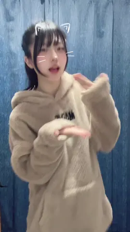 幼なじみにお下がりの服もらった！なんて季節外れなんでしょう 着心地はすごくいいです #07 #ljk #一重女子 #女子高生 #高3 #部屋着 #ポニーテール #スクールメイク #fyp 