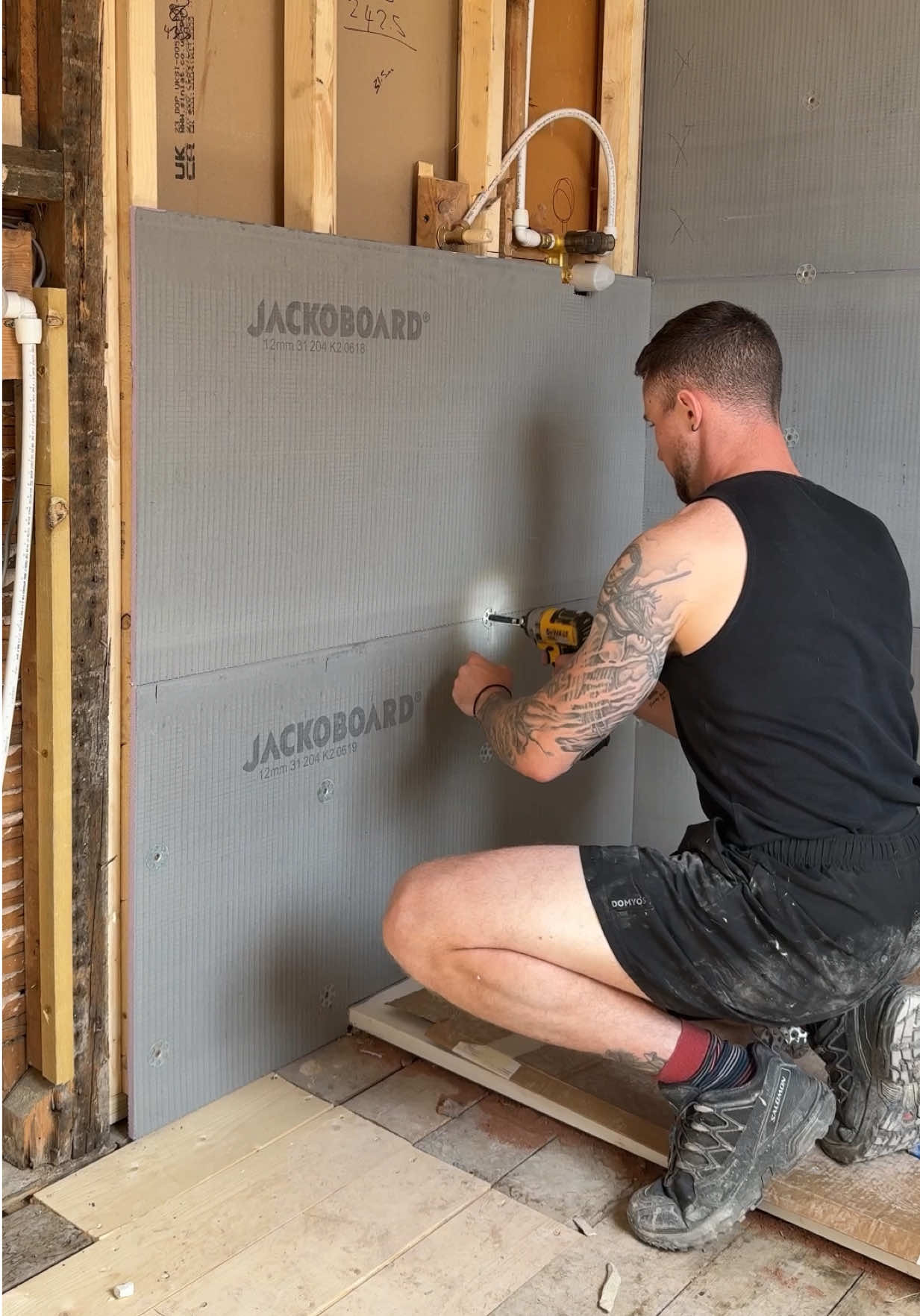 Bathroom Renovation 🏠  - Preparing the walls for tiling  The preparation process of any construction project is extremely important as this is essentially the foundation of the whole project. That is why I am using Jackoboard for the substrate on the walls in this bathroom. Tile backer boards have great insulation and are extremely resistant to water and heavy tiles. They are also really easy to work with making them ideal for DIY projects. This project has already had some interesting ups and downs, so keep your eyes peeled - see you on the next one.  #bathroomrenovation #bathroom #tiling #DIY #build #renovation #homerenovation 