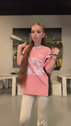 Who remembers this iconic dance? @𝐁𝐞𝐫𝐤𝐚𝐲 @asal🎀 @alina ✩ @jadan.s.m_zay #fyp #dance #zahide #berkay #notimpersonating #foryou 