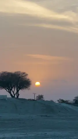 E Zamin tai nahe 🫴😩😑#sunset🙌😩 #rochzard🌅 #view # #foryoupage #🙌😩👤 #gwadarbalochistan❤ 