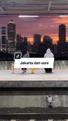 Jakarta dan sore