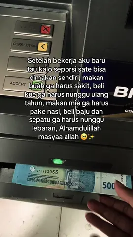 Udah bisa beli apa aja yang di mau pas masa kecilnya ga bisa beli🥹 sehat-sehat aku🫶🏻 #fyp#kerjakeras#foryoupage#dunia#pekerja 