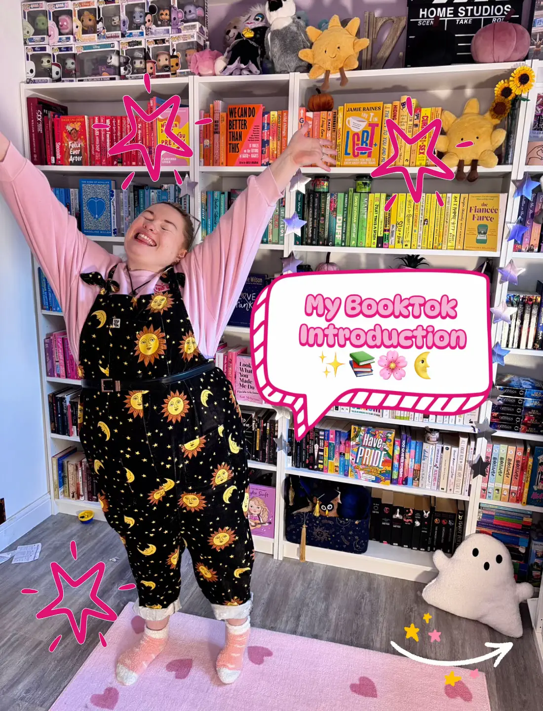 Iya BookTok!✨ Thought I would do a little introduction to myself and i would love to meet some more bookish besties. I’m still learning (for example what is a Fairy Friday😂) but excited to share my love to for Diserve books!  #ukbooktok #lgbtbooktok #sapphicbooks #booktokintroduction #meetthebooktoker 