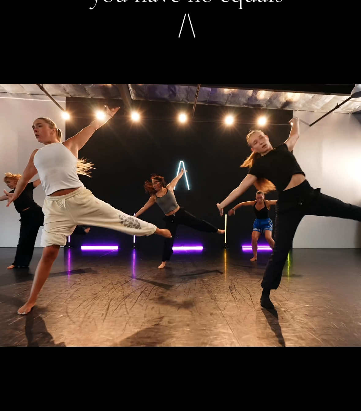 using the gift He gave me  @Hillsong Worship 🙌🏼 Choreo by me  @The Space TV @jenna sousa @maddie jayne 