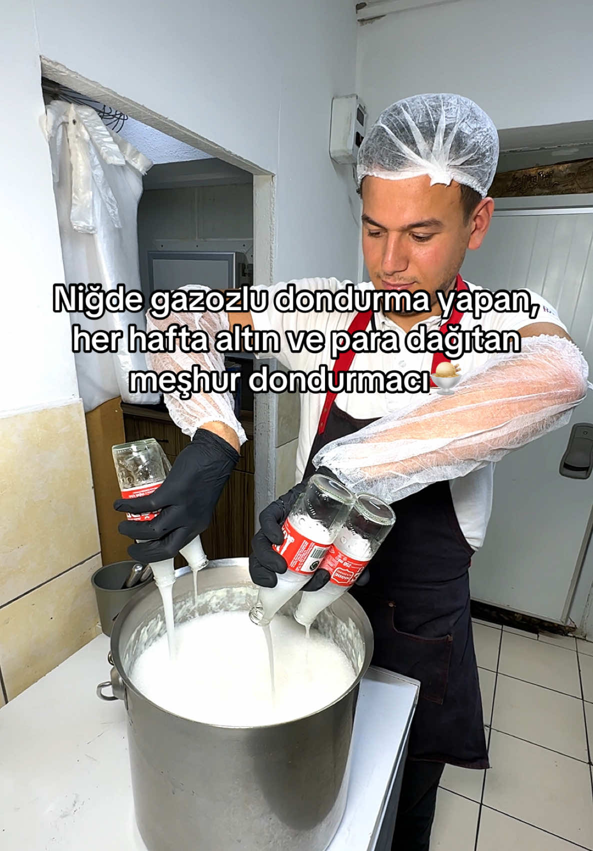Bolsüt dondurma- Etimesgut Çok bol malzeme, gerçek sahlep. Her hafta 500₺ lik alışverişe gram altınlar ve 1000’er lira dağıtıyolar. Detaylar instagram sayfamda #bolsüt 