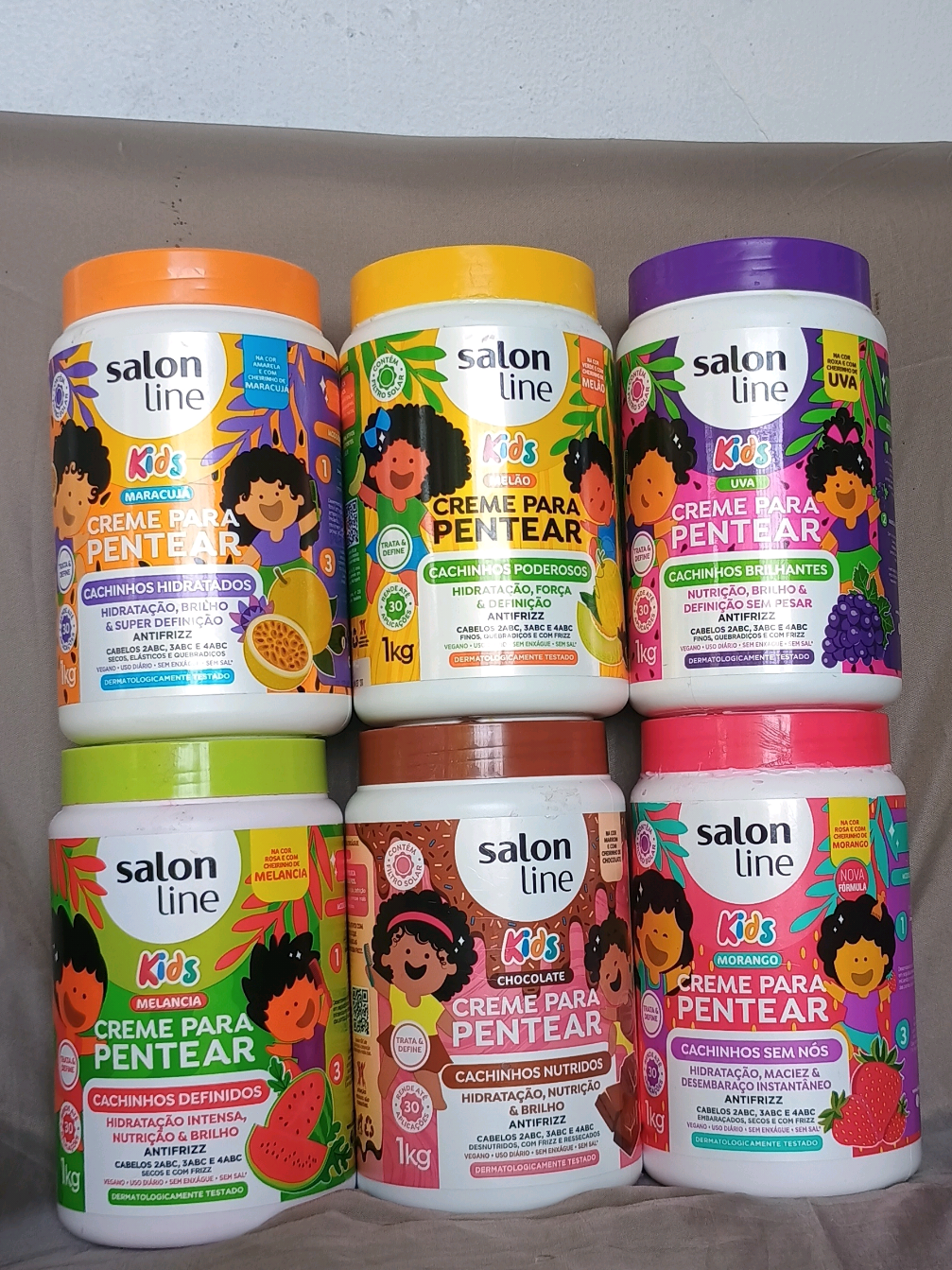 Cremes Salada de frutas da @Salon Line #salonline #salonlovers #haistyle #cremesalonline #lançamentosalonline #cacheadas#finalizaçãodecachos 