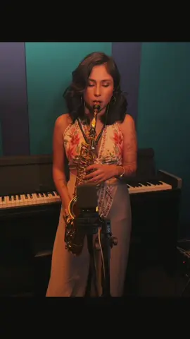 Is it a crime/Sade ADU #fyp #paratiiiiiiiiiiiiiiiiiiiiiiiiiiiiiii #saxophone #sade 