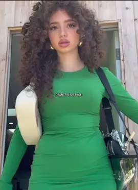 She looks gorg with everything #viral #foryou #demitrakalogeras 