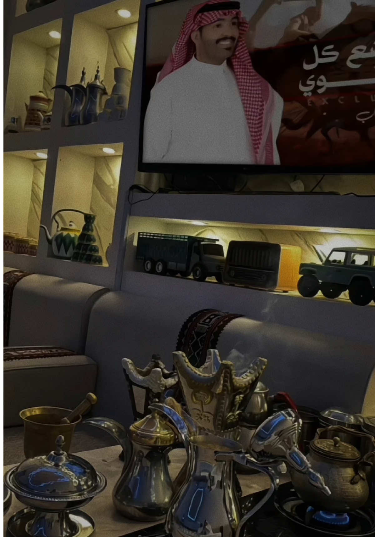 المرجله عشقٍ لنا سر واجهار نفزع بلا منه ولا ايّ تحاسيف..#غزاي_بن_سحاب #حمران_النواظر_مطير #قوالب_ساري #المرجله #CapCut 
