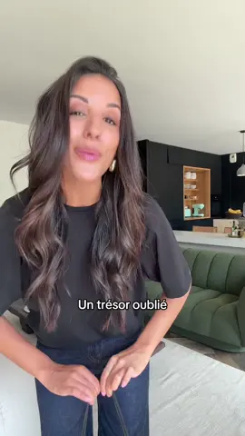 Je veux bien retrouver des trésors plus souvent du coup 😂❤️ _______ #fashion #fashiontiktok #fashiontok #haul #unbonxing #alaia 