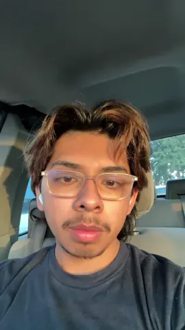 ✌🏽