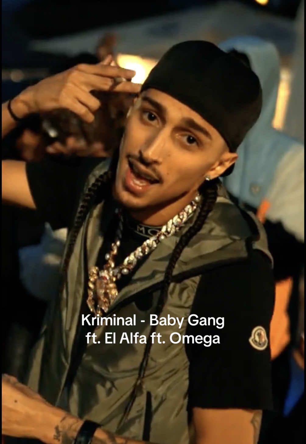 Kriminal di @Baby Gang, @ELALFAELJEFERD, Omega El Fuerte, prod. Roberto Ferrante. Fuori ora. #babygang #elalfa #omegaelfuerte #kriminal #out #now #NewMusic #tridentmusic 