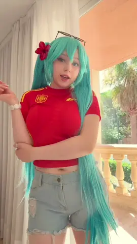 spanish miku in spain 🥳 #hatsunemikucosplay #vocaloidcosplay #hatsunemiku #cosplay 