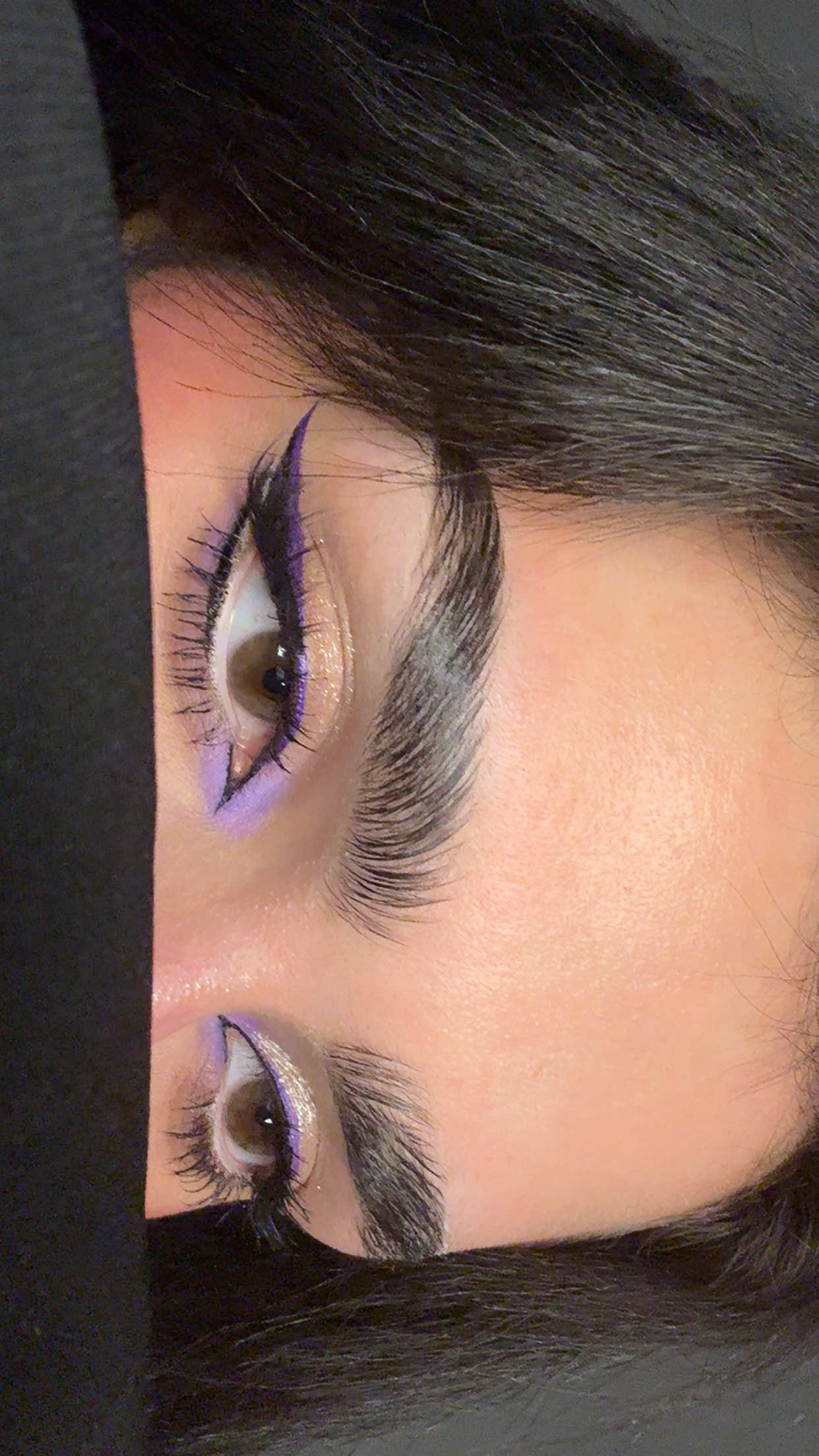 Purple graphic eyeliner 🫦💜
