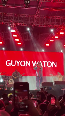🥀 #bagusguyonwaton #konserslawi #nuansaceria @Faisal Bagus #guyonwaton 
