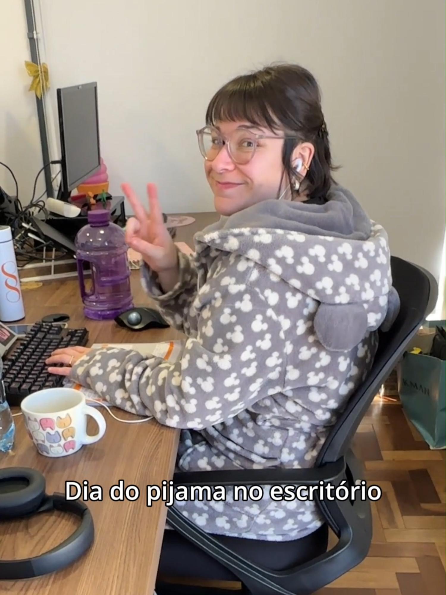 Dress code: conforto extremo 😴✨ #diadopijama #officefashion #firma
