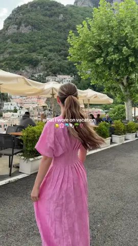 vacation outfits I wore in europe 🌞✈️🌸🌴👙 #vacationoutfits #summeroutfits #eurosummer #italy #southoffrance 