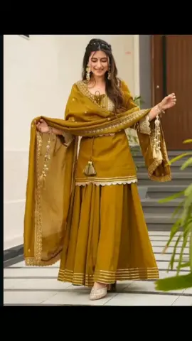#simpledress #stitchingideas  #dressdesign #newdesign #gharara #dresses #fashion #frockdesign  #foryoupage❤️❤️ #viralvedio #please 