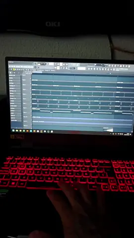 #choca #planb #fly #reguetonantiguo #fpr #foruyou #producer #flstudio20 #spain #fyp #foryouu 