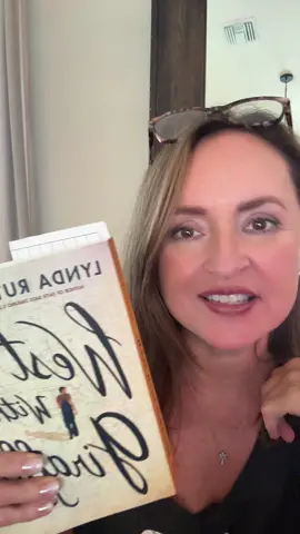 #BookTok #westwithgiraffes #historicalfiction #bookreview #tiktokmom #flygirl 