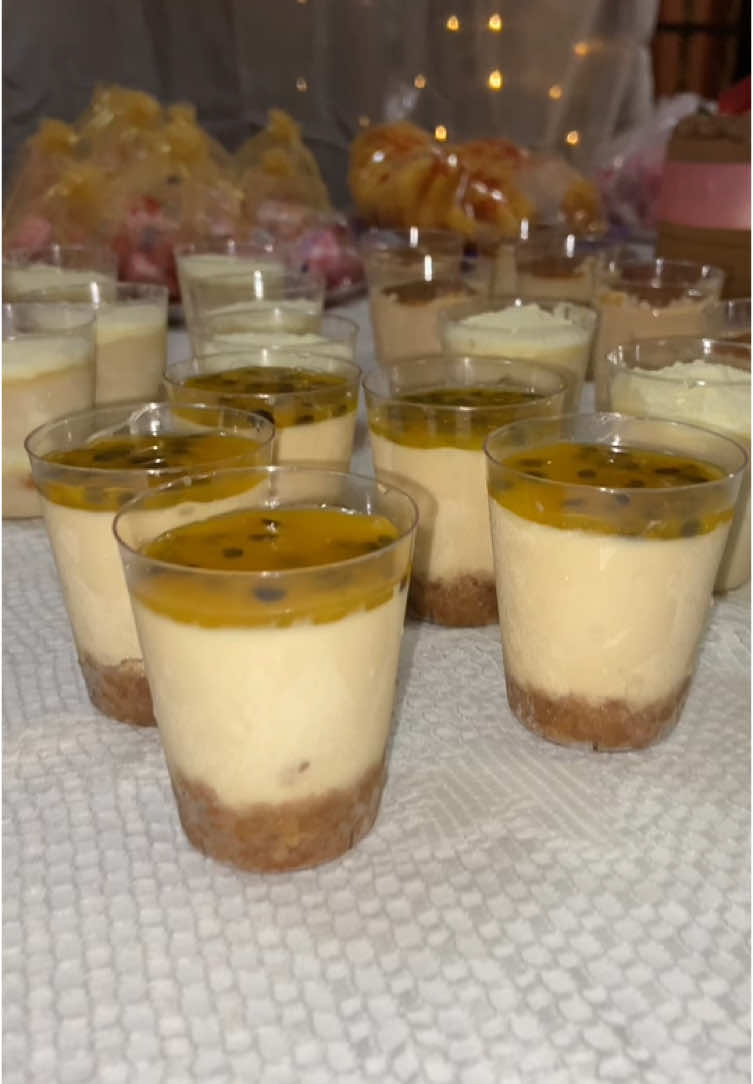 Vamos a tener disponible postres para sus eventos, cumpleaños, etc… 🤩💜 qué tal les parece?? #postres #eventos #emprendimiento 