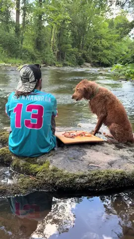 Pepperoni, Red Onions, and Garlic #pizza #fyp #asmr #food #nature #dog 