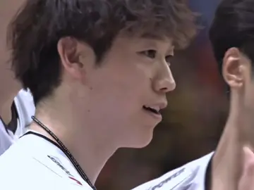 white jersey is like when an angle with his wings 👼 #yukiishikawa #石川祐希 #ishikawa #japanvolleyball #ryujinnippon #edit #fyp #volleybal #バレー#xyzcba  #volleyballplayer #nippon #yuki #14 #192 #viralvideos #vnl #バレーボール #japan #男子バレー #龍神nippon 