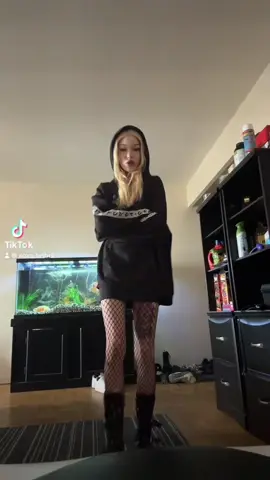 👹