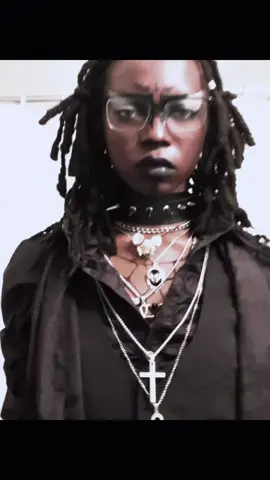 #goth #tradgoth #darkwave #postpunk #trans #blackalt #lgbt 