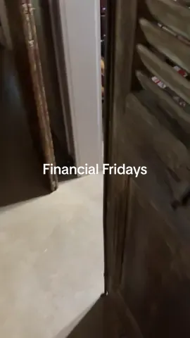 Probably my favorite prank!! He was freaking out that I was giving financial advice live!!!!! #houseofhoney #financialfridays 