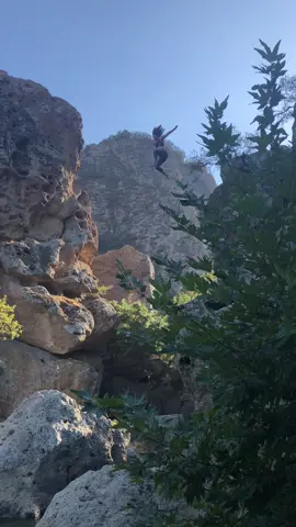#jet2holiday #nothingbeatsajet2holiday #cliffjumpinggonewrong #cliffjumping #lake 