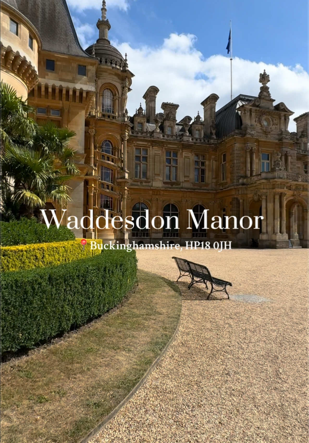 🎬POV: Visiting the manor where the iconic K3G chopper arrival scene was filmed. ✨🚁 @WaddesdonManor  #waddesdonmanor #nature #park #london #picnic #nationaltrust #k3g #kabhikhushikabhigham #bollywood #buckinghamshire 
