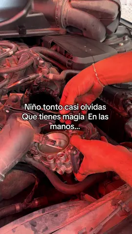 Mecánico ❤️‍🩹#TallerMecánico #humortiktok #humormecanico #ServicioVargas #tallermecanicotultitlan #mecsnica #automotriz #autos #carros #niñotonto 