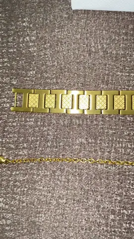 Disponible! Adquiérelo en la web #oldmoney #limaperu🇵🇪 #brazaletelacoste #lacostebracelet #fyp #regalo 