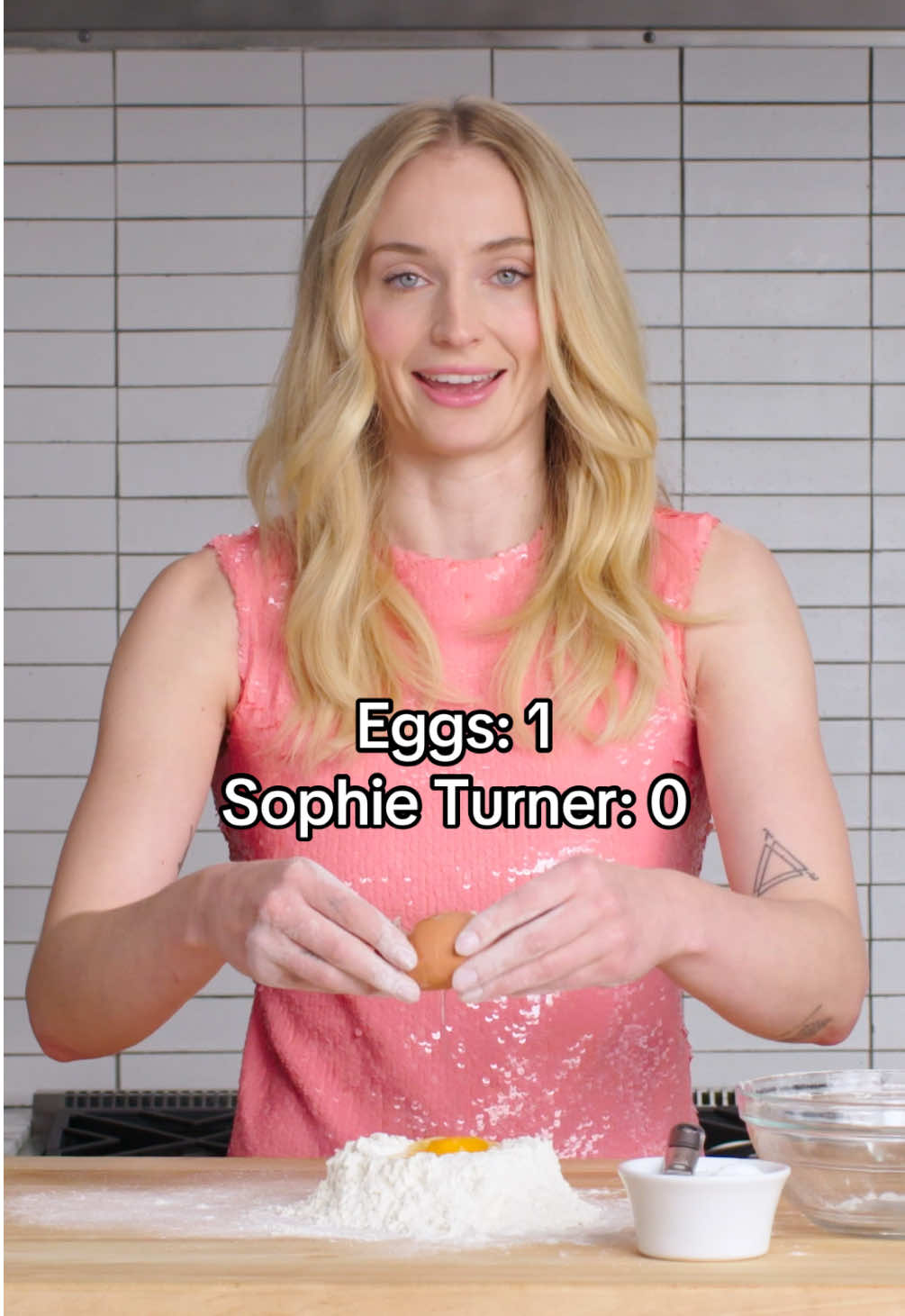 #Eggs may have won this time, but #SophieTurner isn’t giving up on her parmesan pasta recipe. In the latest installment of #NowServing, the #GameofThrones actor talks motherhood and reuniting with #KitHarrington. Watch the full video at the link in bio. 