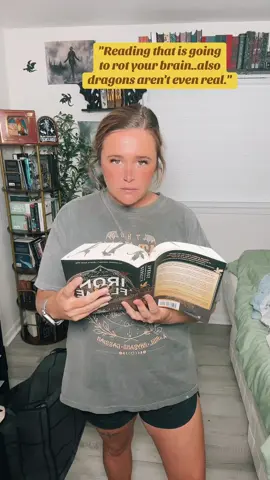 Take your negativity away from me. Thanks. #fourthwing #ridoctok #bookhumor #BookTok #readersoftiktok #xadenriorson #violetsorrengail 