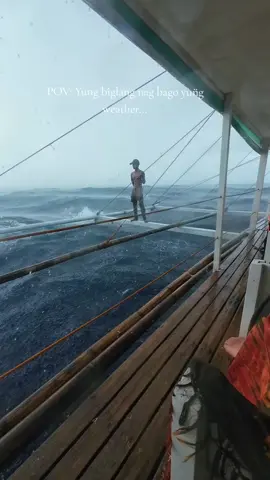 Unpredictable weather in balabac island... . . . . . . . #palawan #balabac #travel #video #reelsvideo #reels__tiktok #storm #badweather 