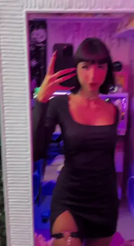 🖤👀