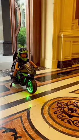 #dochoitreem66 #dochoitreem #dochoichobe #toys #xedien #xedienchobe #xedientreem #xuhuong #xuhuongtiktok #vuichoicungcon #otodientreem #otodienchobe #motodienchobe #xemaydienchobe #xemaydien #motodientreem #dochoi #xeotodienchobe #xediendrift #xemaydientreem 