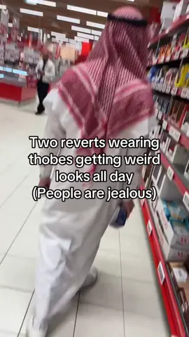 Thobes in the west alhamdulillah #foryou #fyp #allahuakbar #foryoupagee #allah❤️ #quran #reverts #brothers 