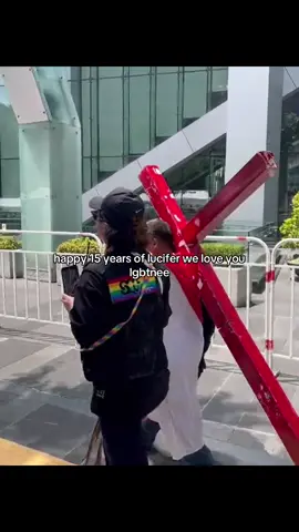 this video is stuck in my head forever it's so funny  #shinee #kpop #fyp #viral #lucifer #jesus #labubu #gay 