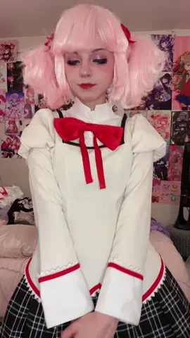 I love this cos rahhhh #madokakaname #madokamagica #anime #magicalgirl #kawaii #cute #cosplay #cosplayer #madokacosplay #contacts #pink #ribbons #frilly #madokamagicacosplay #madokakanamecosplay #magicalgirlcosplay #kyuubey 