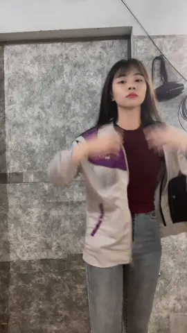 Tội thân em như tấm lụa là :))  #xh #fypシ゚viral 