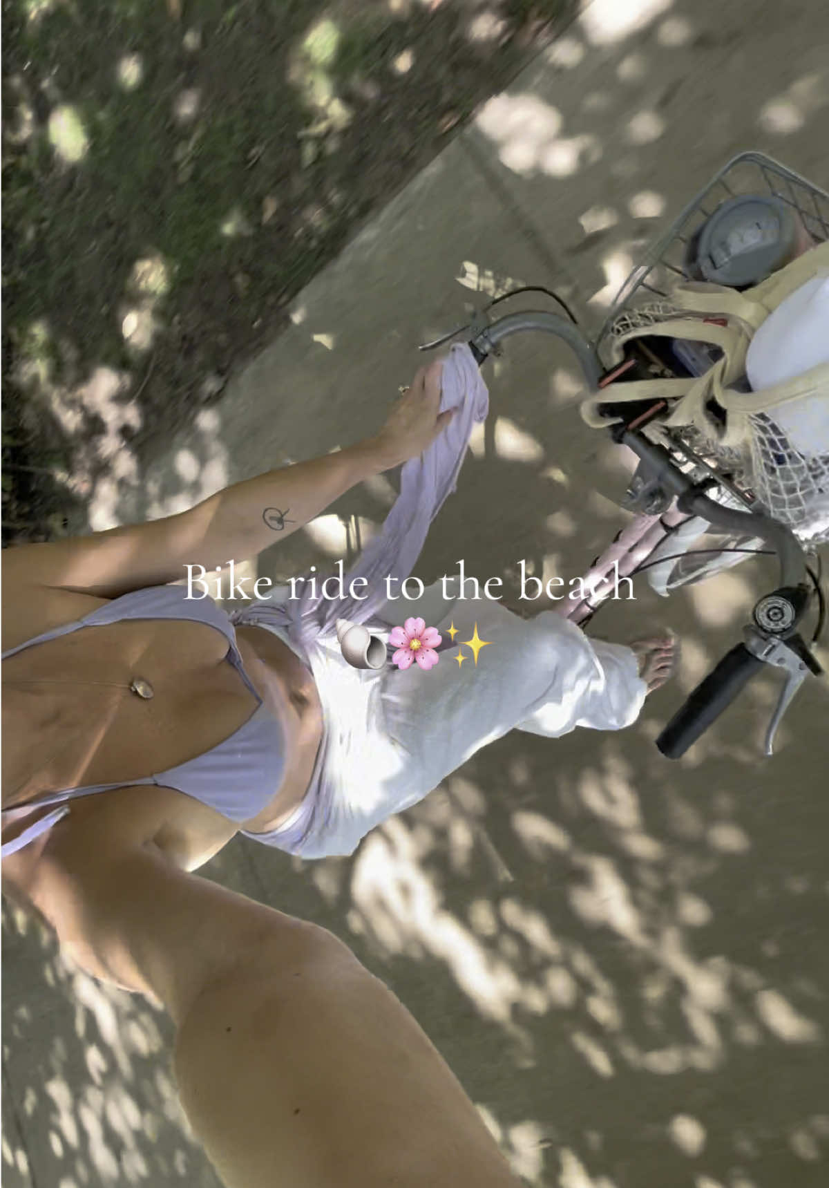 🐚🌸✨   #fyp #bikeride #beachcruiser #pinkbike #coastalliving #jerseyshore #shoregirlsummer 