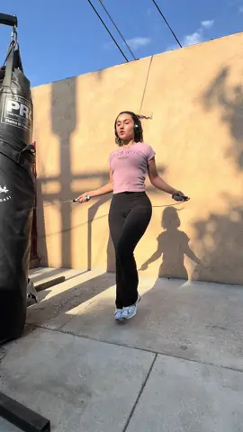 When da moon 🌙 hits your 👁️ lika big 🍕 dats 🤌🏼 #jumprope #boxing #fyp  🎧: Beats Solo 3@Beats by Dre  👖:@lululemon  👟:@Nike AL8’s