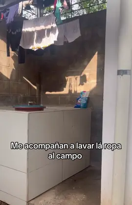 Vamos a lavar lá ropa al campo#videoviralitiktok  #videovirales  #chiquitamodelo  #campo 