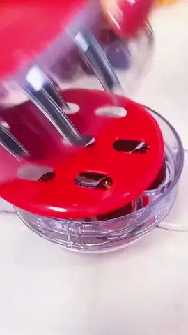 #tiktoker #foryour #fyp #kitchengadgets #kitchen #tiktokmademebuyit #householditems #KitchenHacks #goodstuff #homehacks #goodthing #householdgoods #amazon 