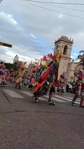 ya pero el cholero de la unaj😏#Viral #tik_tok #juliaca #tinkus #viral 